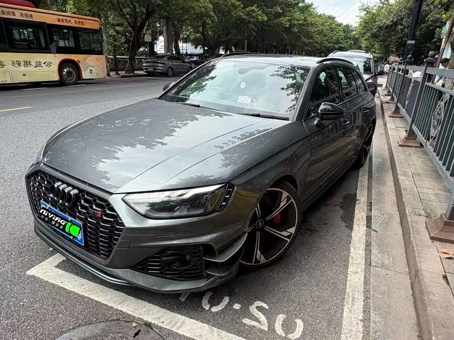 Audi RS 4, 2023 — фото продавца с che168