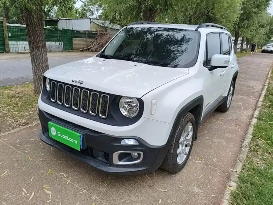 Jeep Renegade, 2016 — фото продавца с che168