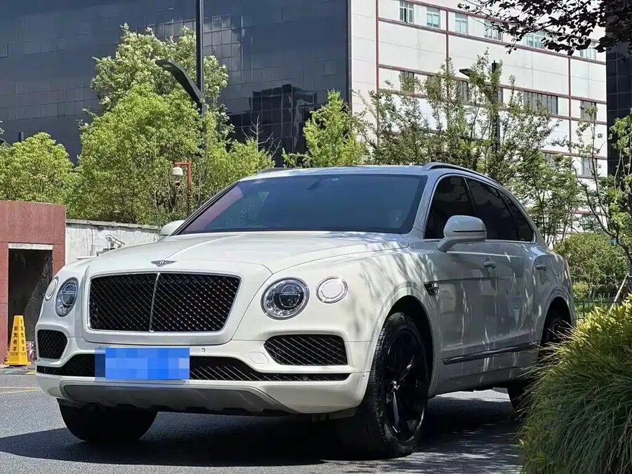 Bentley Bentayga, 2020 — фото продавца с che168