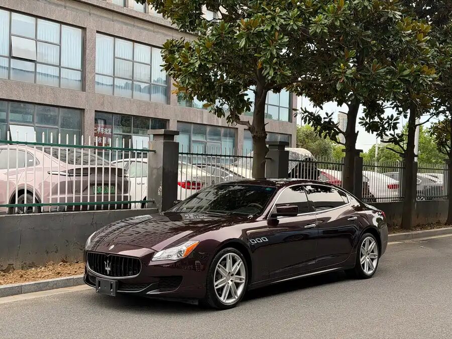 Maserati Quattroporte, 2015 — фото продавца с che168