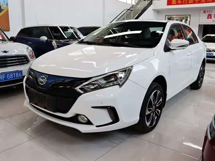 BYD Qin NEV, 2016 — фото продавца с che168