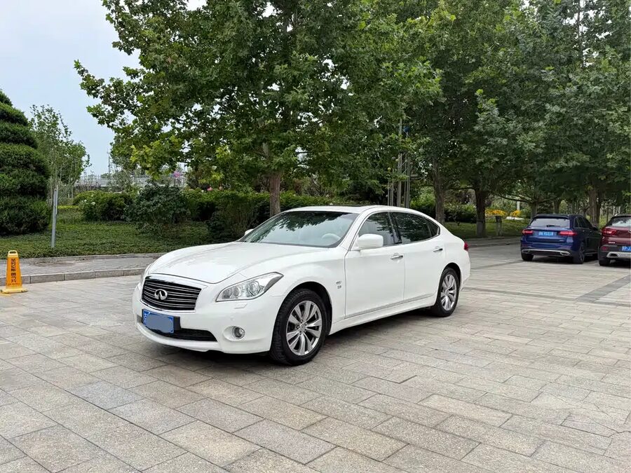 Infiniti Q70, 2014 — фото продавца с che168