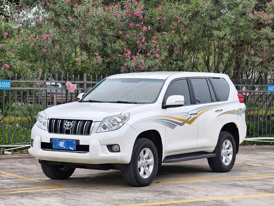Toyota Prado (Import), 2011 — фото продавца с che168