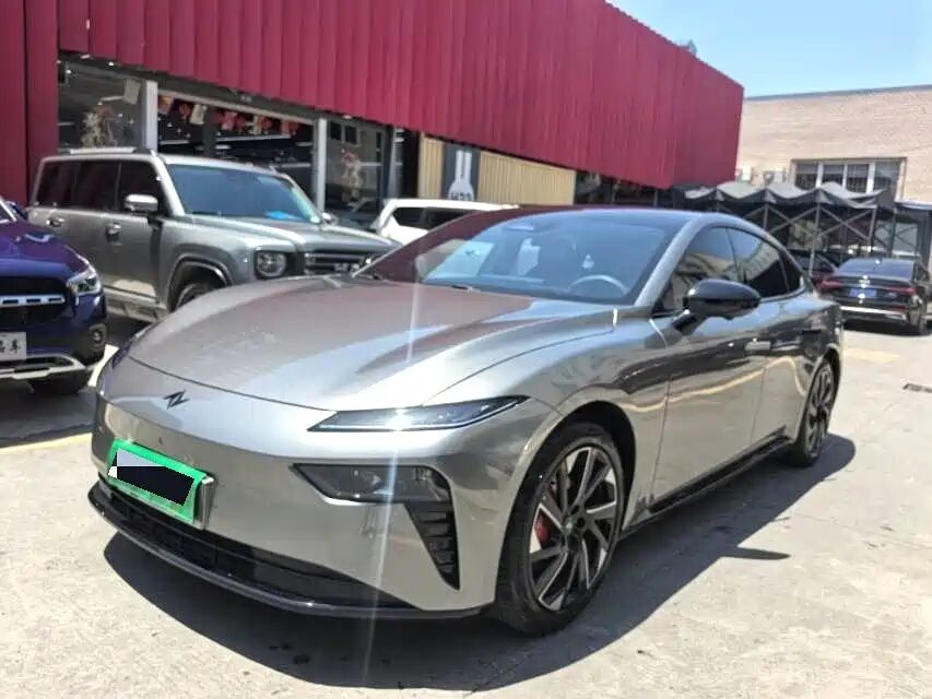 eπ eπ007, 2024 — фото продавца с che168