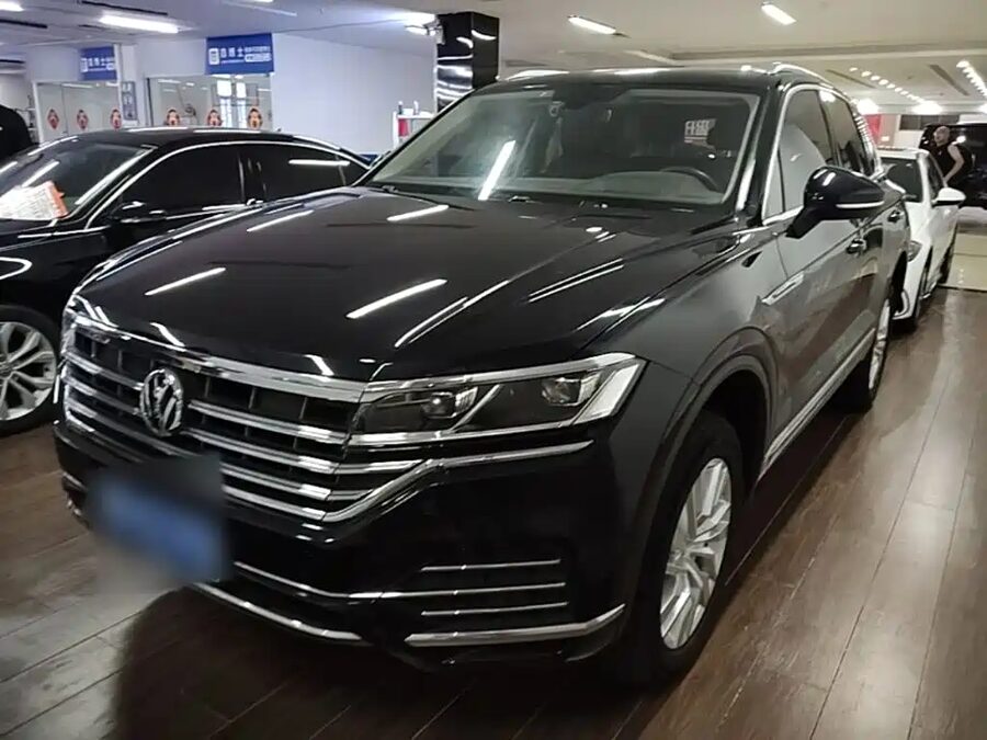Volkswagen Touareg, 2019 — фото продавца с che168