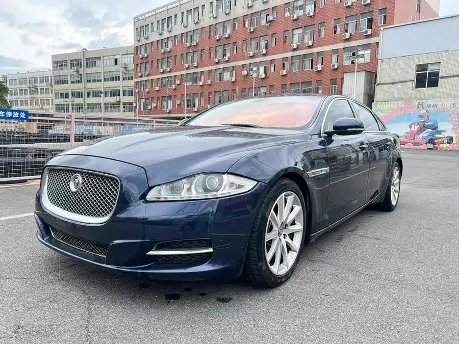 Jaguar XJ, 2013 — фото продавца с che168