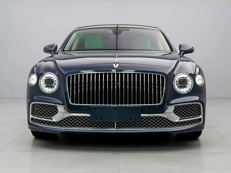 Bentley Flying Spur PHEV, 2022 — фото продавца с che168