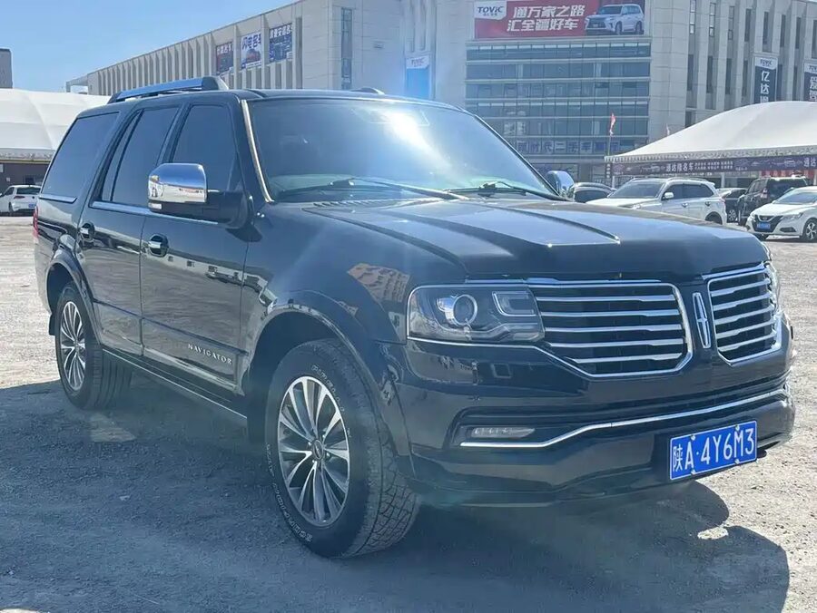 Lincoln Navigator, 2016 — фото продавца с che168