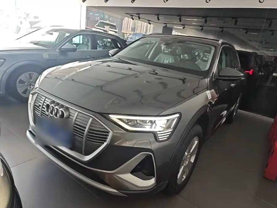 Audi e-tron, 2026 — фото продавца с che168