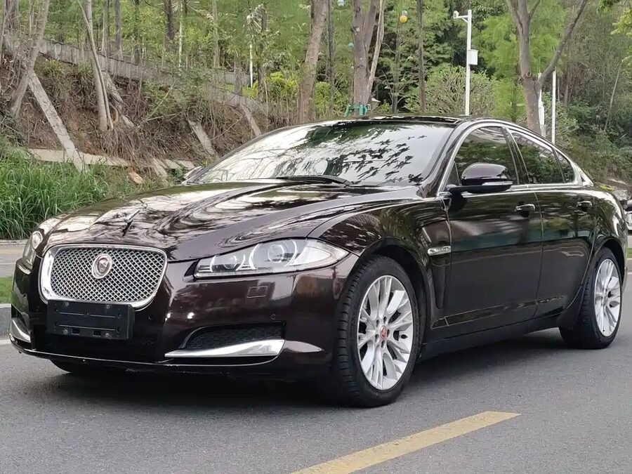 Jaguar XF, 2015 — фото продавца с che168