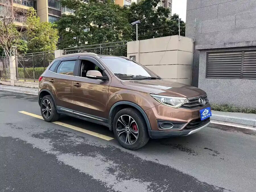 FAW Senya R7, 2017 — фото продавца с che168