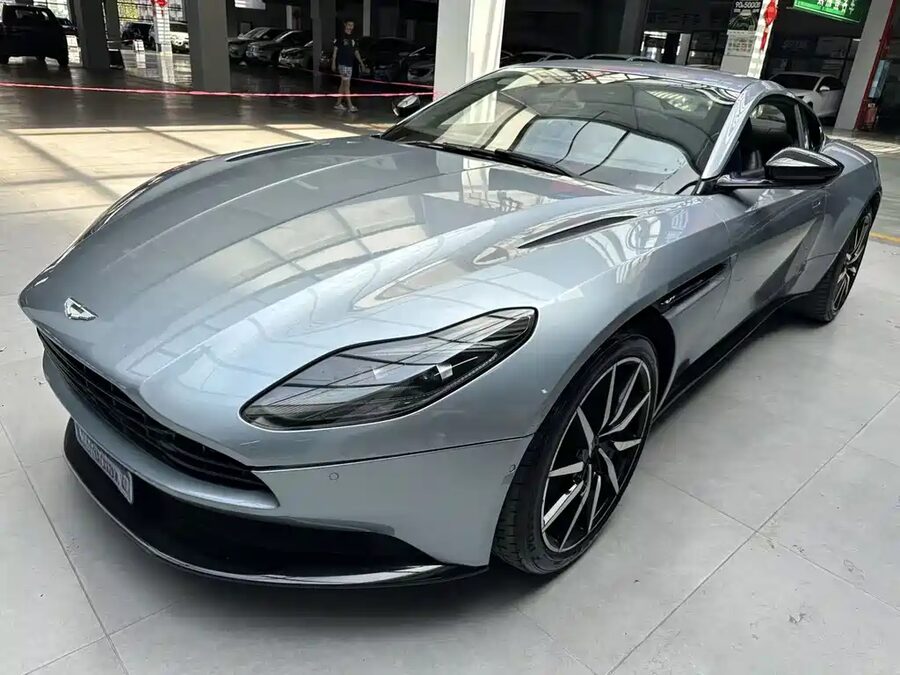 Aston Martin DB11, 2019 — фото продавца с che168