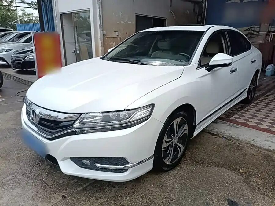 Honda Spirior, 2015 — фото продавца с che168