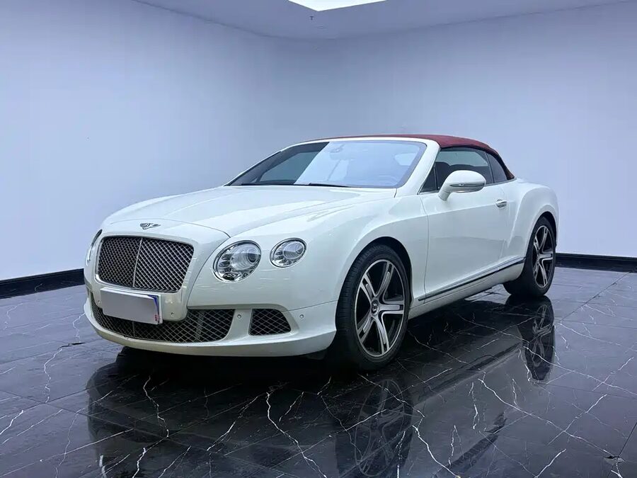 Bentley Continental, 2015 — фото продавца с che168