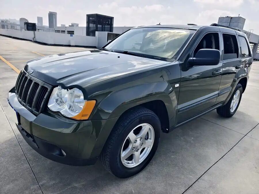 Jeep Grand Cherokee (Import), 2011 — фото продавца с che168
