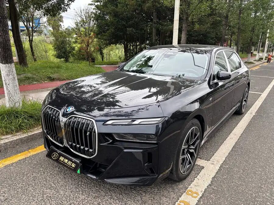 BMW i7, 2023 — фото продавца с che168