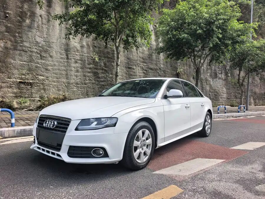 Audi A4L, 2012 — фото продавца с che168