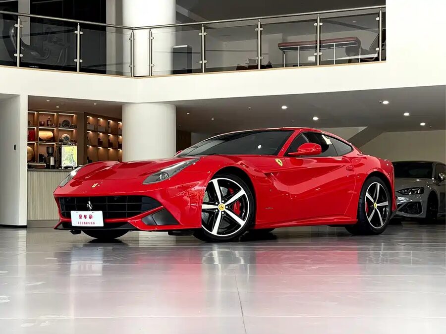 Ferrari F12berlinetta, 2014 — фото продавца с che168