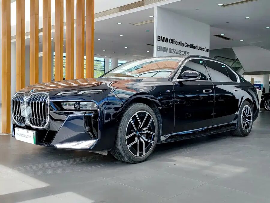 BMW i7, 2023 — фото продавца с che168