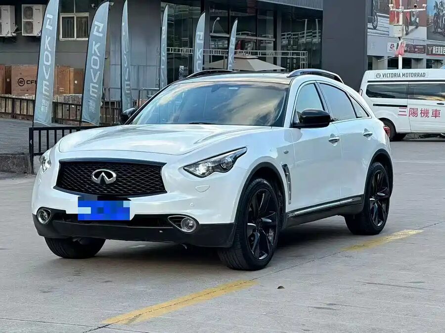 Infiniti FX, 2013 — фото продавца с che168
