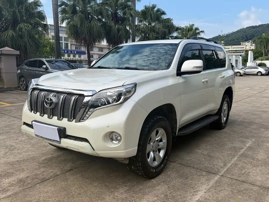 Toyota Prado (Import), 2011 — фото продавца с che168