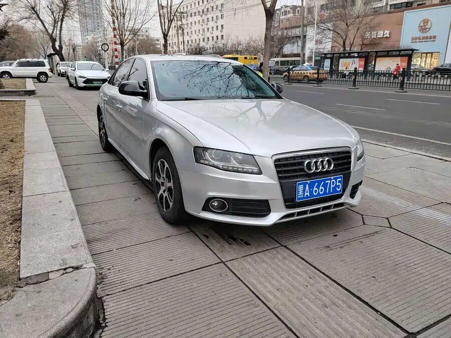 Audi A4L, 2009 — фото продавца с che168