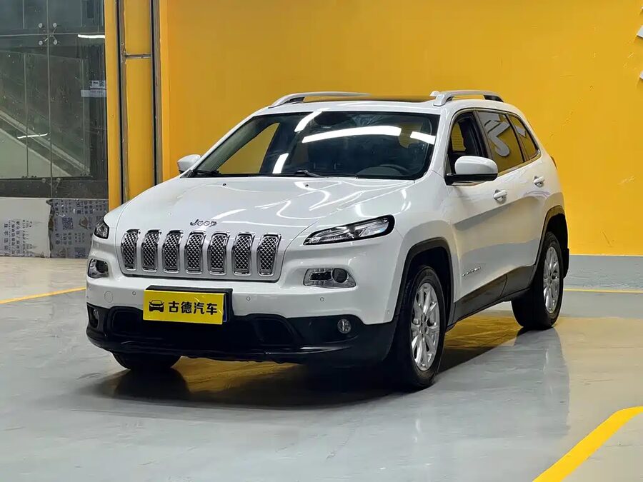Jeep Cherokee, 2016 — фото продавца с che168