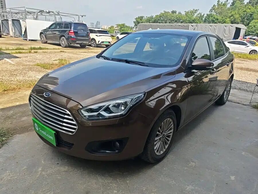 Ford Escort, 2016 — фото продавца с che168