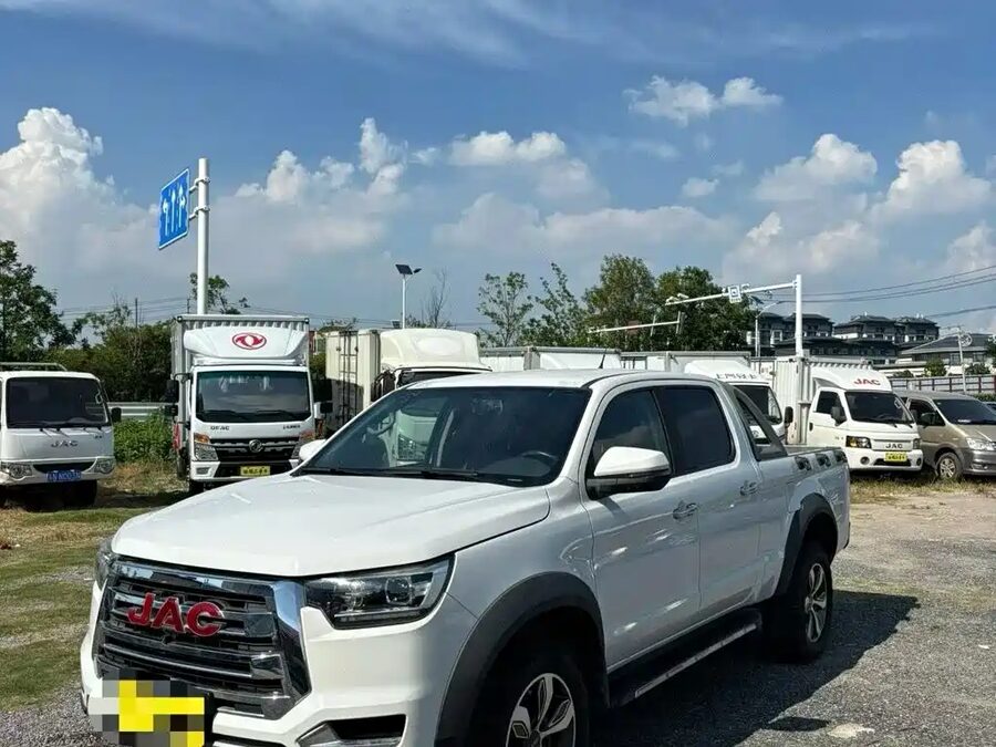 JAC JAC T8, 2018 — фото продавца с che168