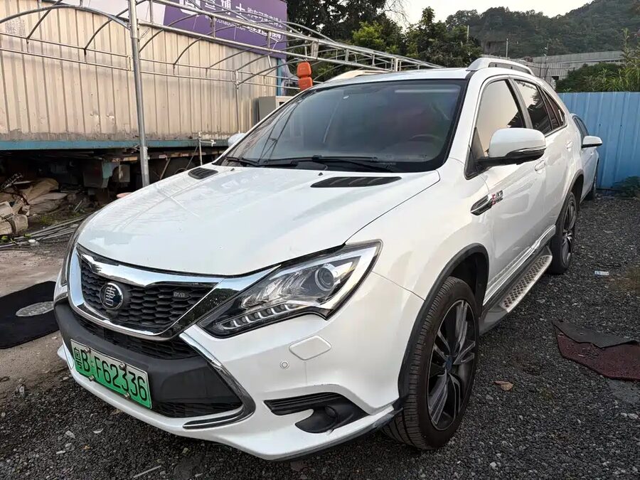 BYD Tang New Energy, 2017 — фото продавца с che168