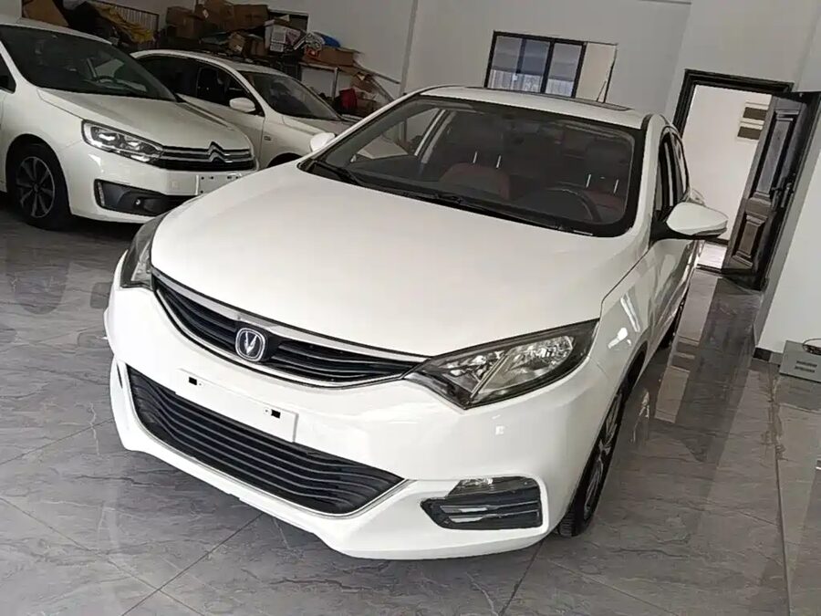 Changan Eado XT, 2016 — фото продавца с che168