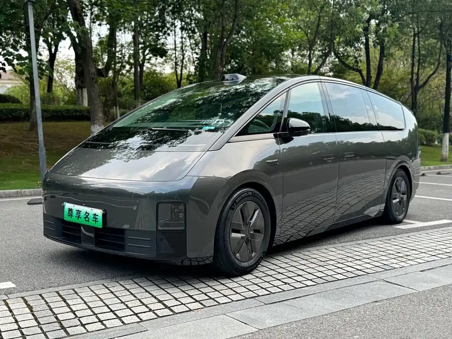 Li Auto Li MEGA, 2024 — фото продавца с che168