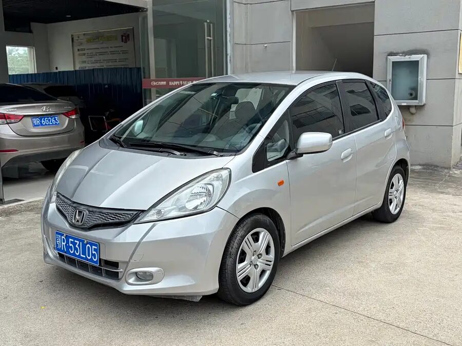 Honda Fit, 2012 — фото продавца с che168