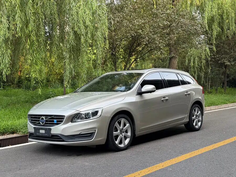 Volvo V60, 2017 — фото продавца с che168