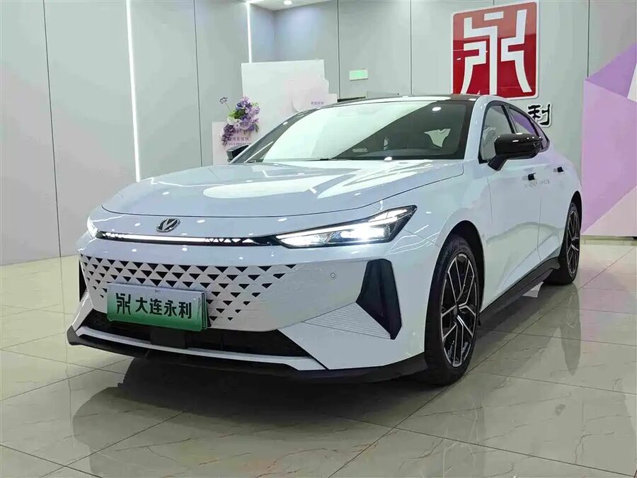 Changan UNI-V iDD, 2024 — фото продавца с che168