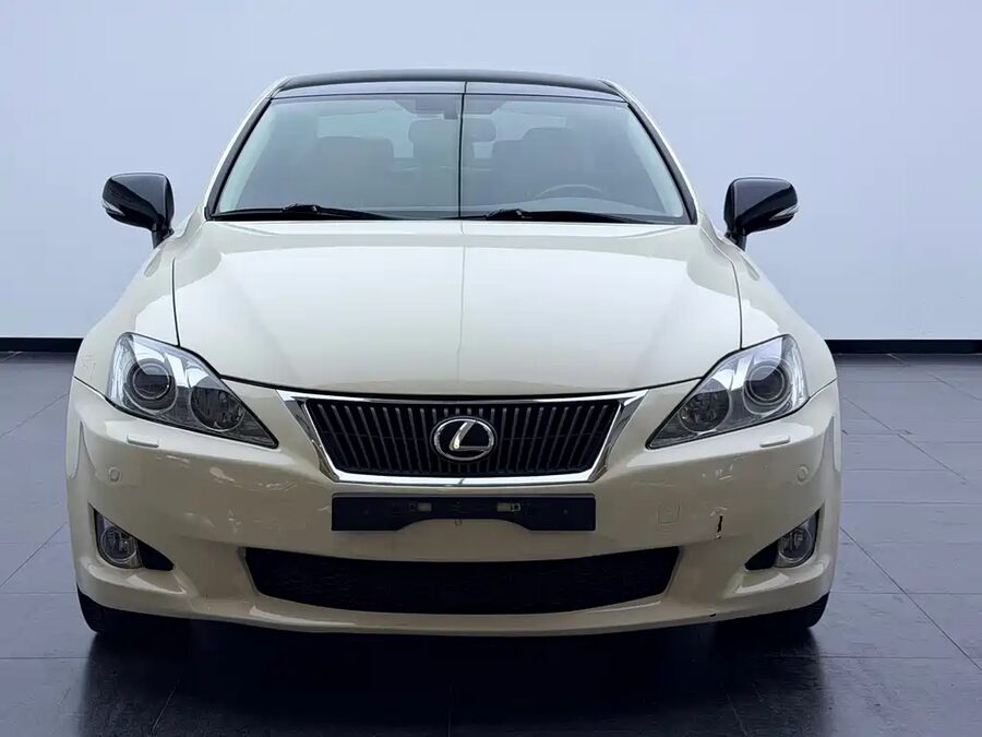 Lexus IS, 2010 — фото продавца с che168