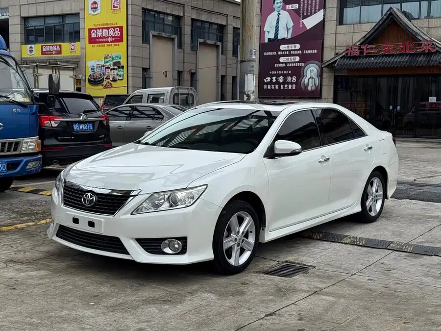 Toyota Camry, 2014 — фото продавца с che168