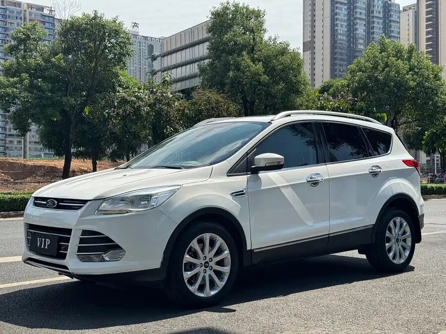 Ford Kuga, 2013 — фото продавца с che168