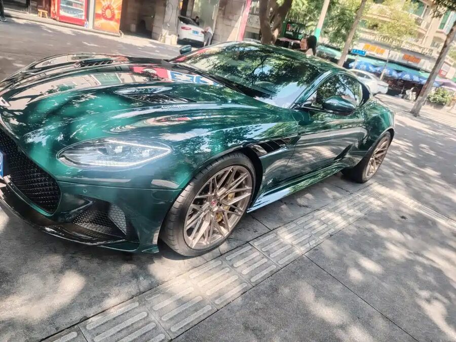 Aston Martin DBS, 2021 — фото продавца с che168