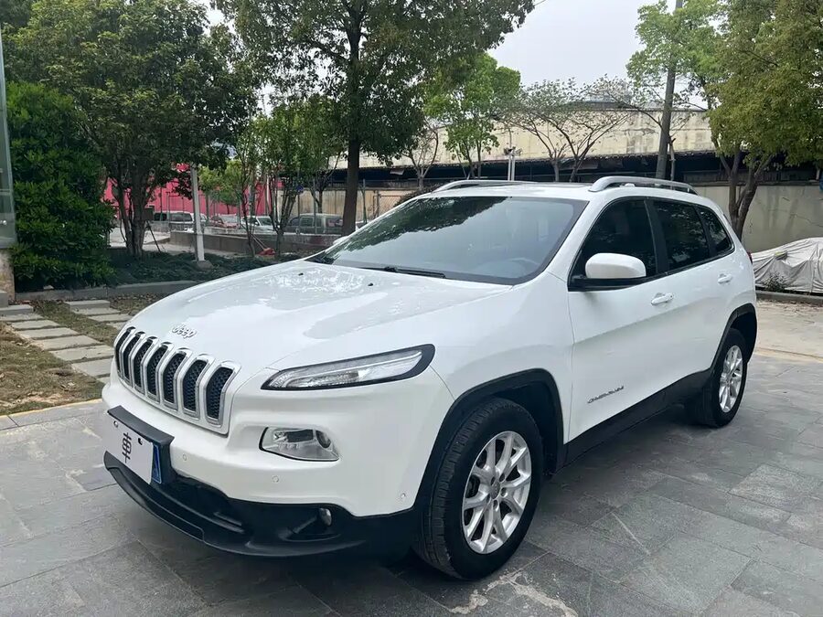 Jeep Cherokee, 2017 — фото продавца с che168