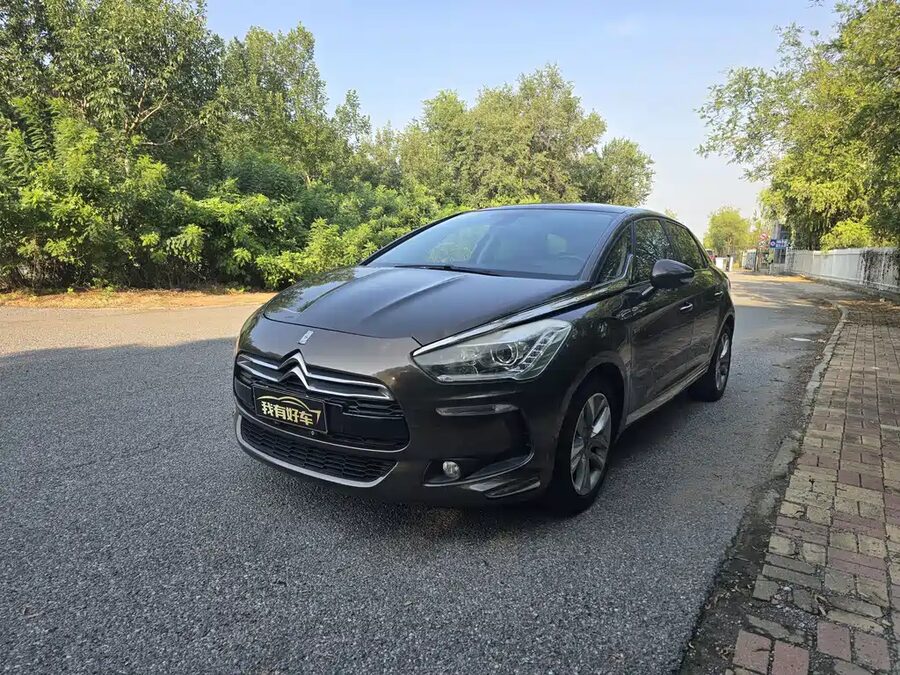 DS DS 5, 2014 — фото продавца с che168
