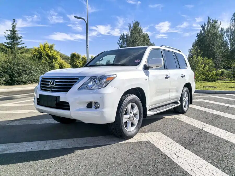 Lexus LX, 2010 — фото продавца с che168