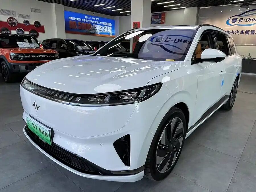eπ eπ008, 2024 — фото продавца с che168