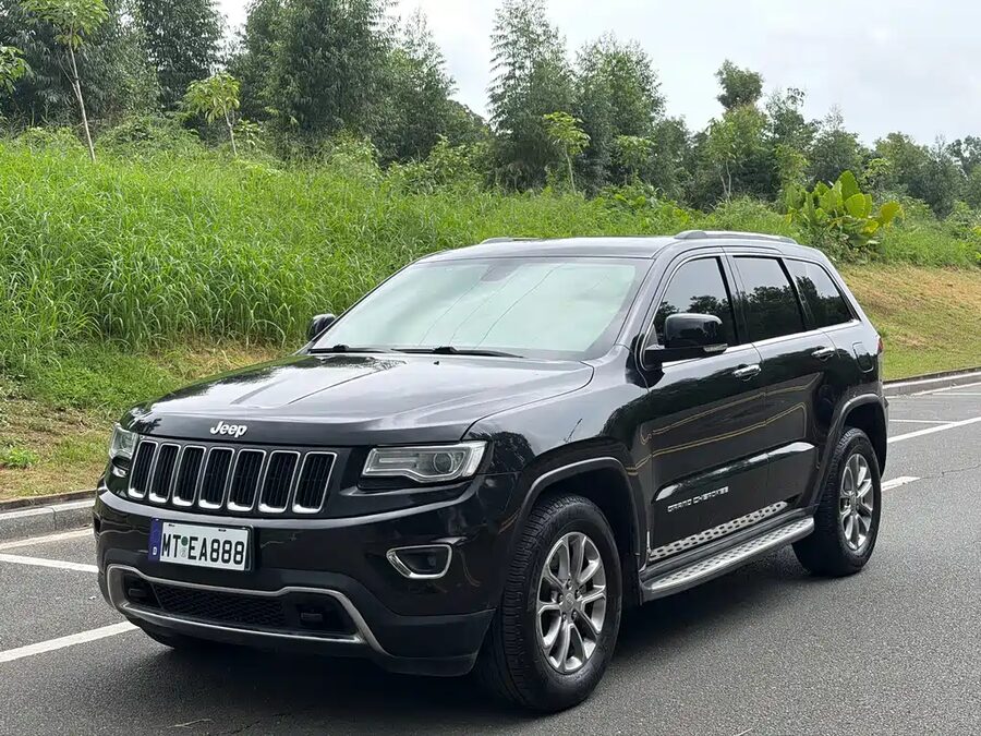 Jeep Grand Cherokee (Import), 2016 — фото продавца с che168