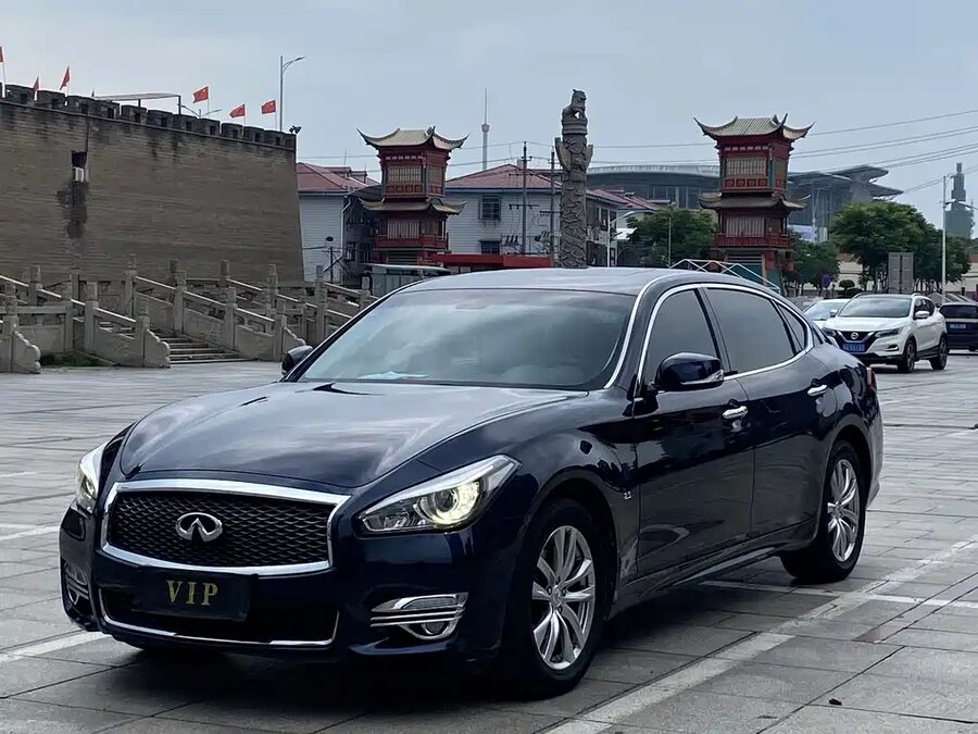 Infiniti Q70, 2016 — фото продавца с che168