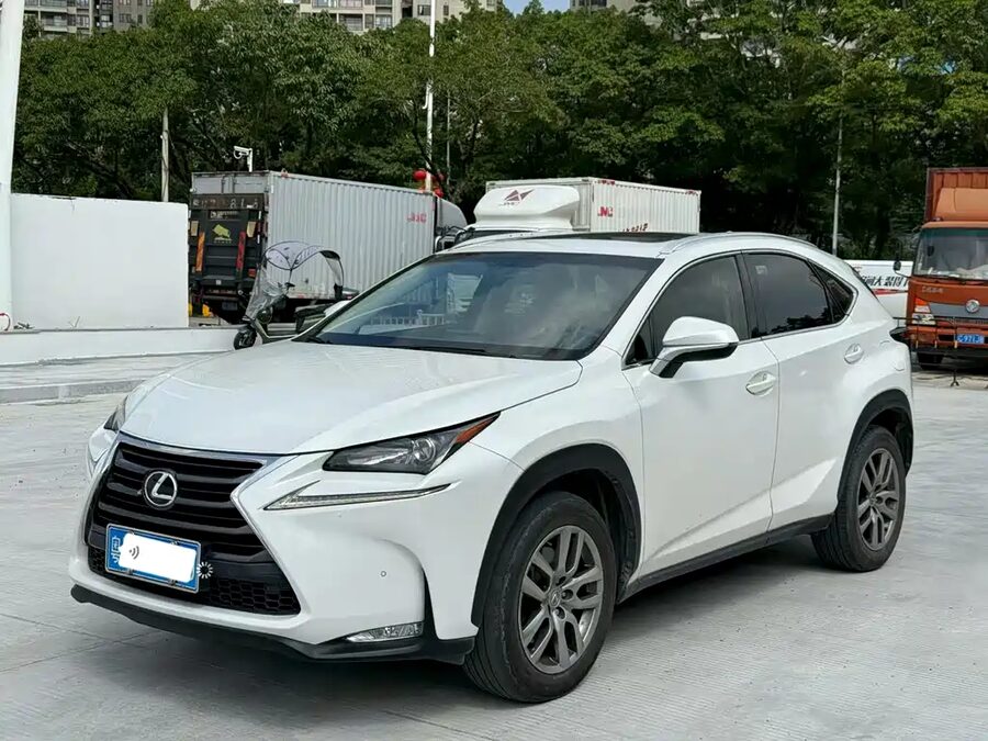 Lexus NX, 2017 — фото продавца с che168