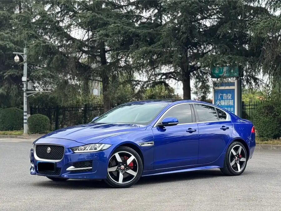 Jaguar XE, 2017 — фото продавца с che168