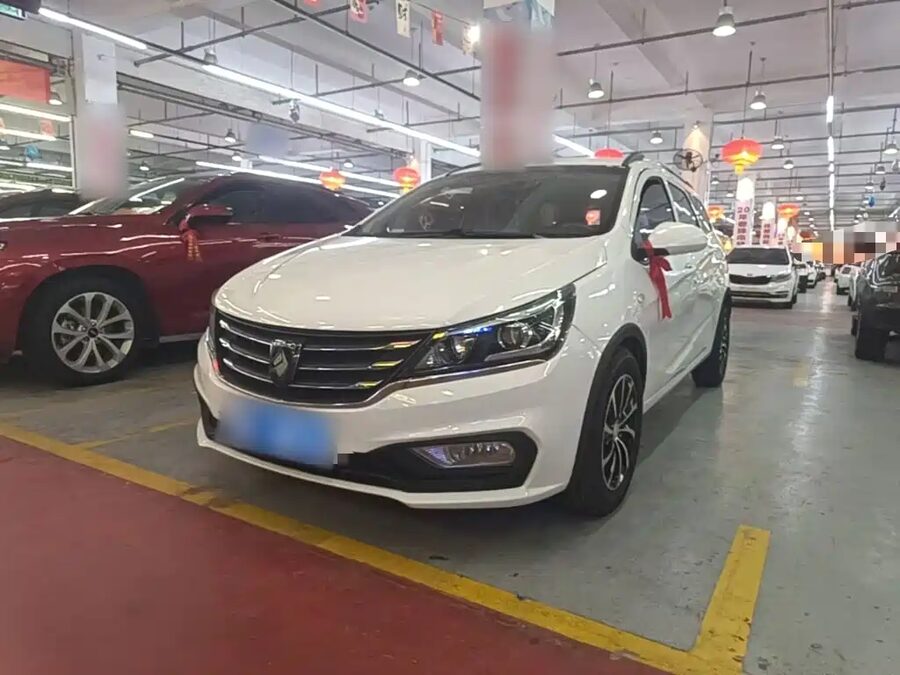 Baojun 310W, 2019 — фото продавца с che168