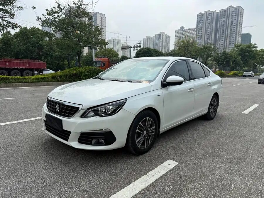 Peugeot 308, 2017 — фото продавца с che168