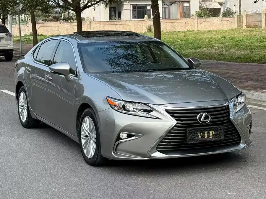 Lexus ES, 2016 — фото продавца с che168